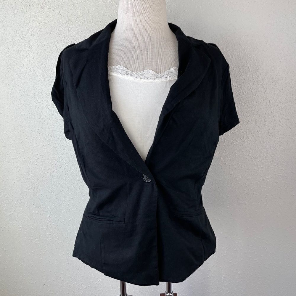 NWT Brina & Em Black Short Sleeve Top Size L